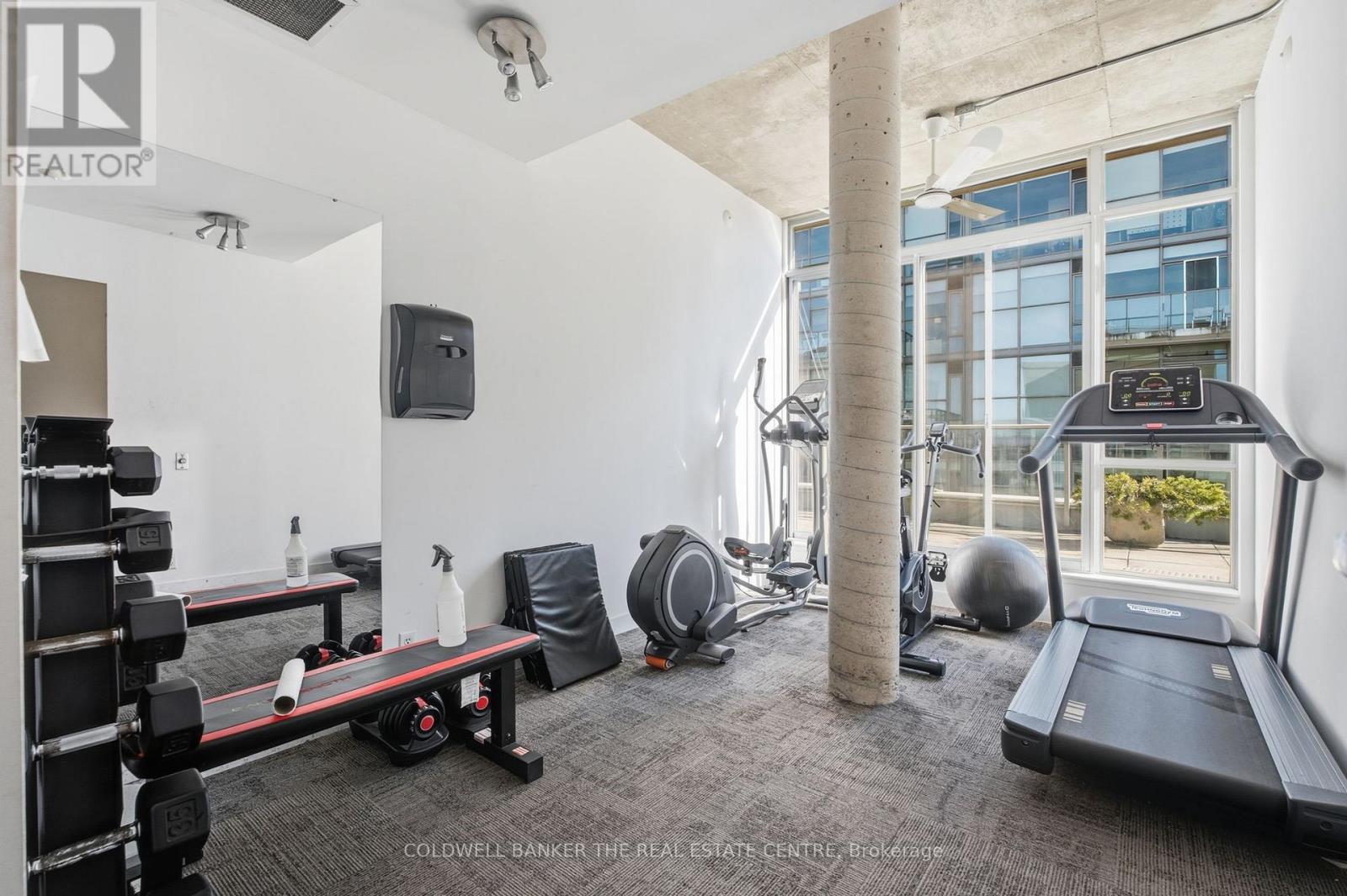 #501 36 CHARLOTTE STREET - 18