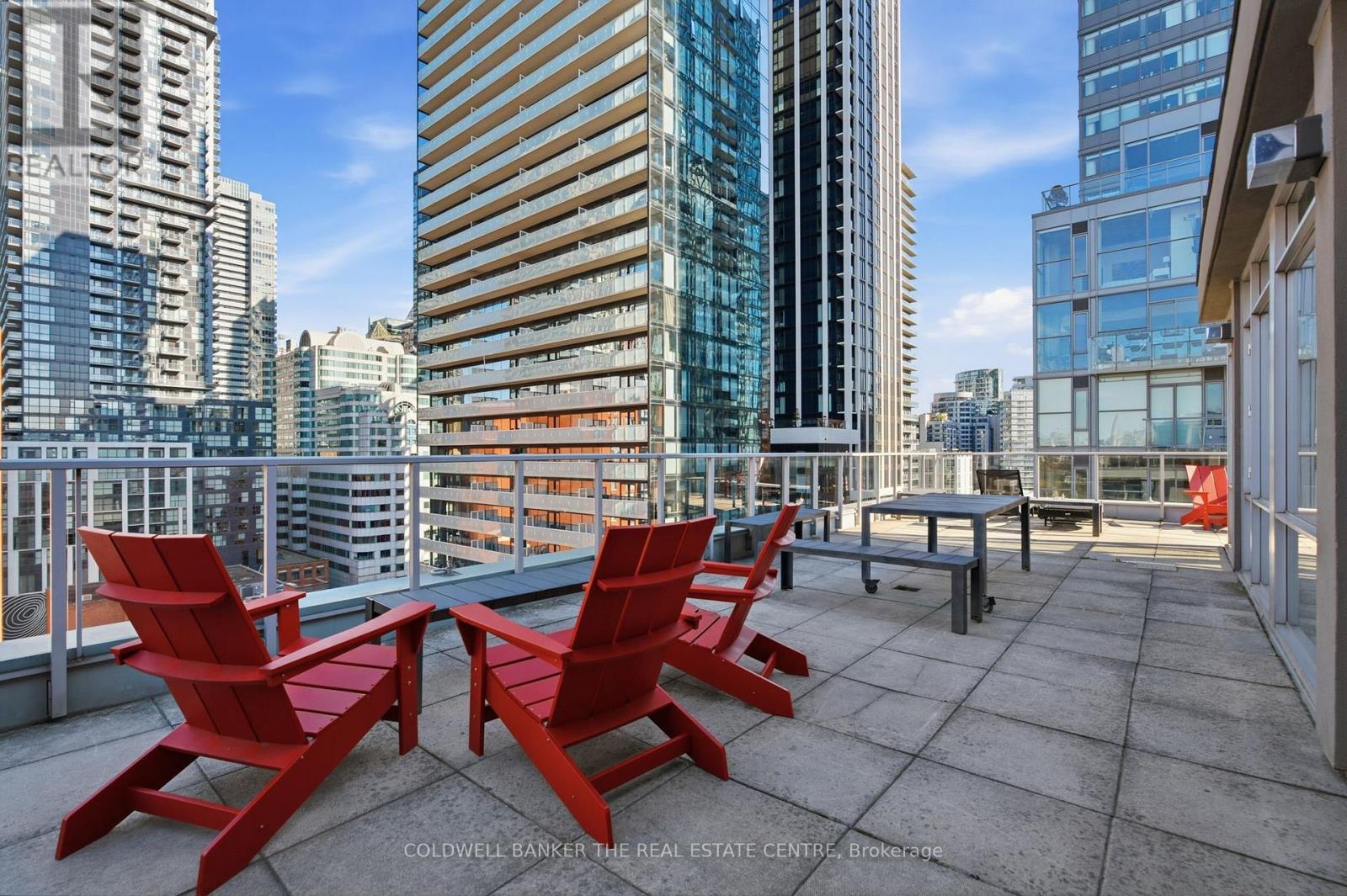 #501 36 CHARLOTTE STREET - 20