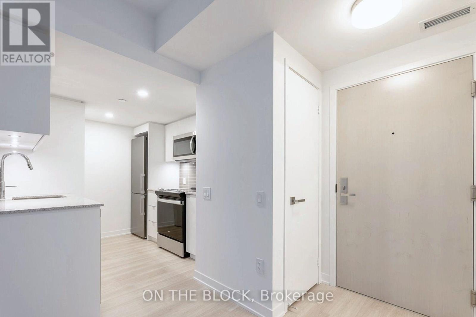 620 - 500 WILSON AVENUE, Toronto (Clanton Park) — photo 2