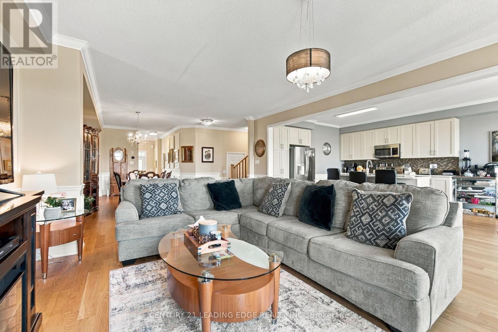 119 Yacht Drive, Clarington, ON photo 12