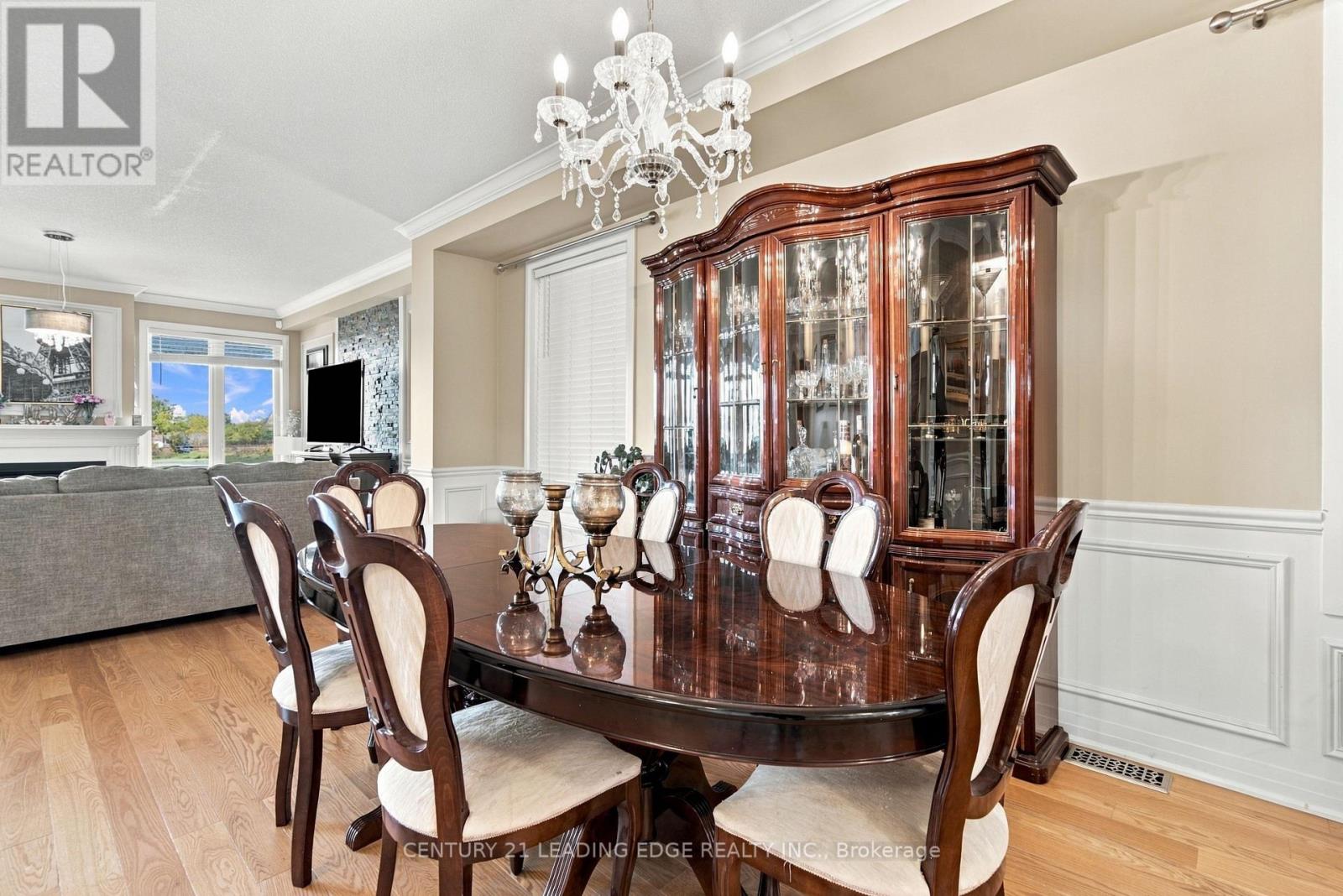 119 YACHT DRIVE - 22