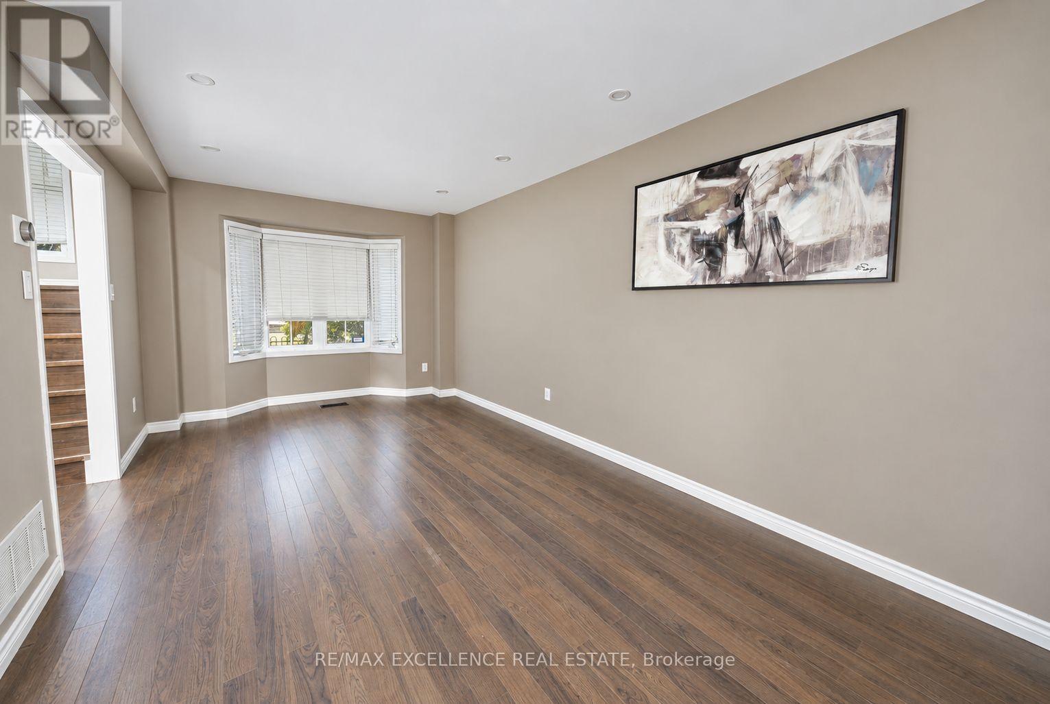 2371 Clearside Court, Pickering, ON photo 3