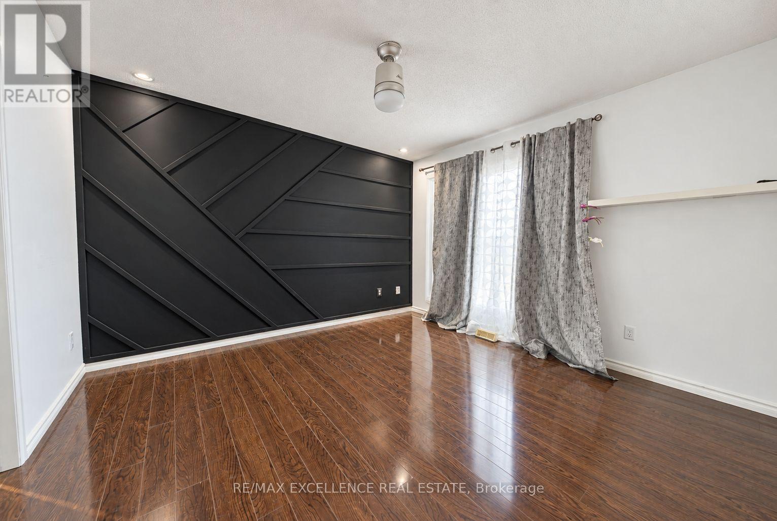 2371 Clearside Court, Pickering, ON photo 5