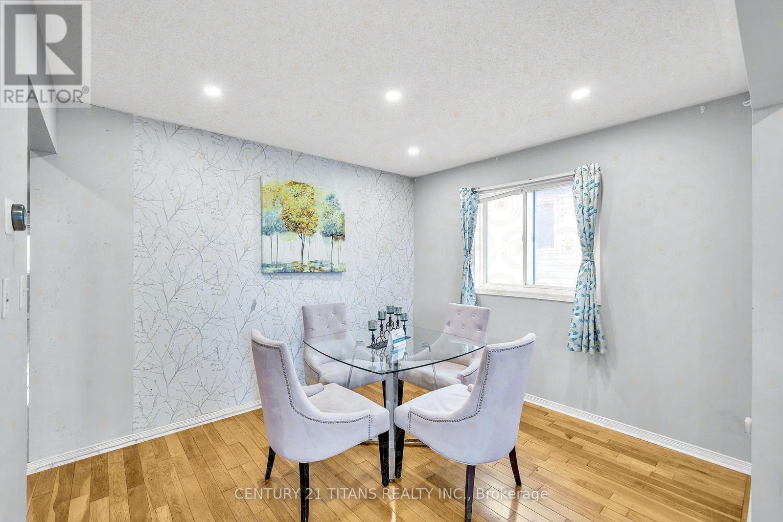 51 Marchwood Crescent, Clarington, ON photo 4