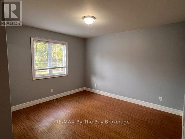 UNIT A - 22 EDWARD STREET W, Clearview (Creemore) — photo 4