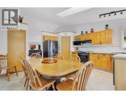 123 Riverview Circle, Cochrane, AB T4C1K5 Photo 17