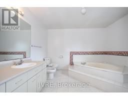 612 Elgin Mills Road W, Richmond Hill, ON L4C4M2 Photo 27