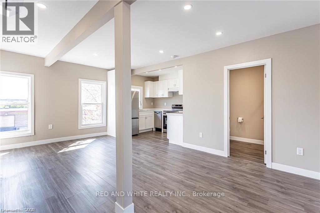279 WILLIAM Street Unit# 2, London — photo 4