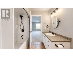 Unit 402 - 115 Forest Road thumbnail 22