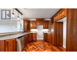 Unit 402 - 115 Forest Road thumbnail 10
