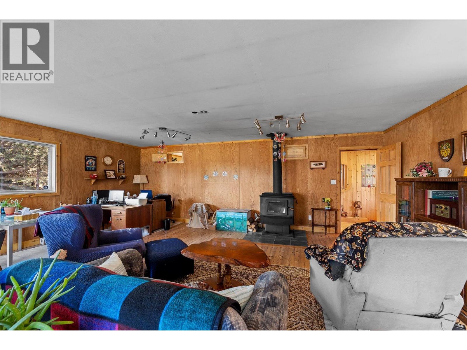 6782 EDMUNDS LAKE ROAD - Image 28