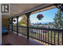 Living room - A 4654 Cruickshank Ave, Courtenay, BC V9N7W6 Photo 7