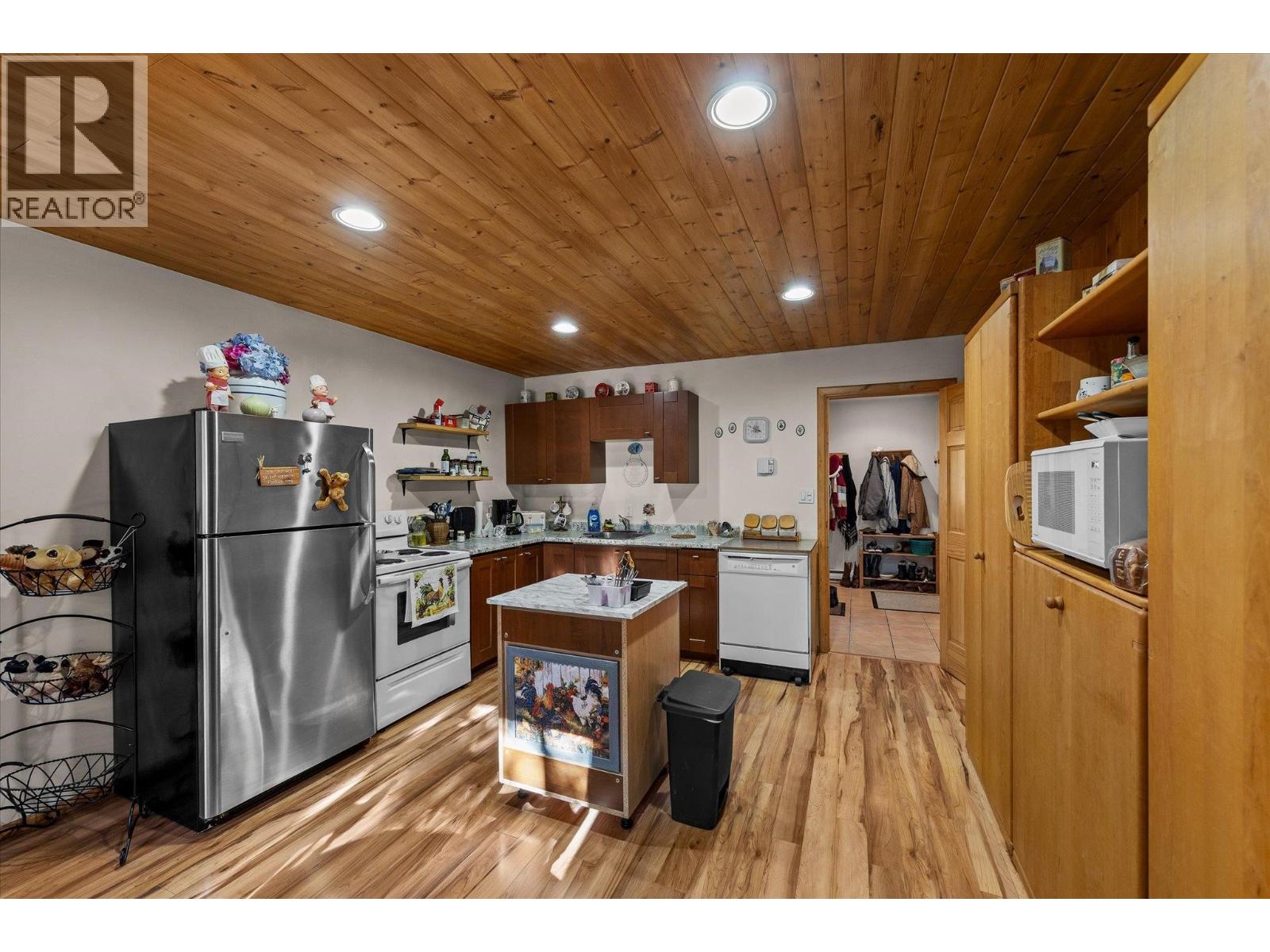 6782 EDMUNDS LAKE ROAD - 25