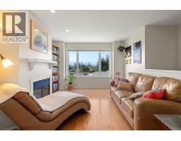 Family room - A 4654 Cruickshank Ave, Courtenay, BC V9N7W6 Photo 11