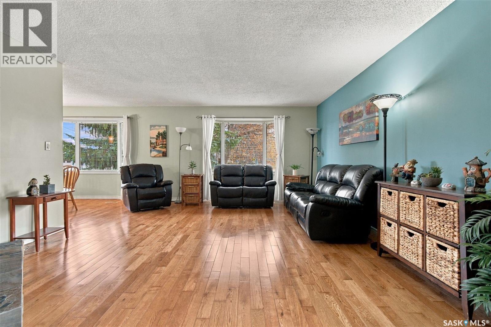 38 Petersmeyer STREET - 2
