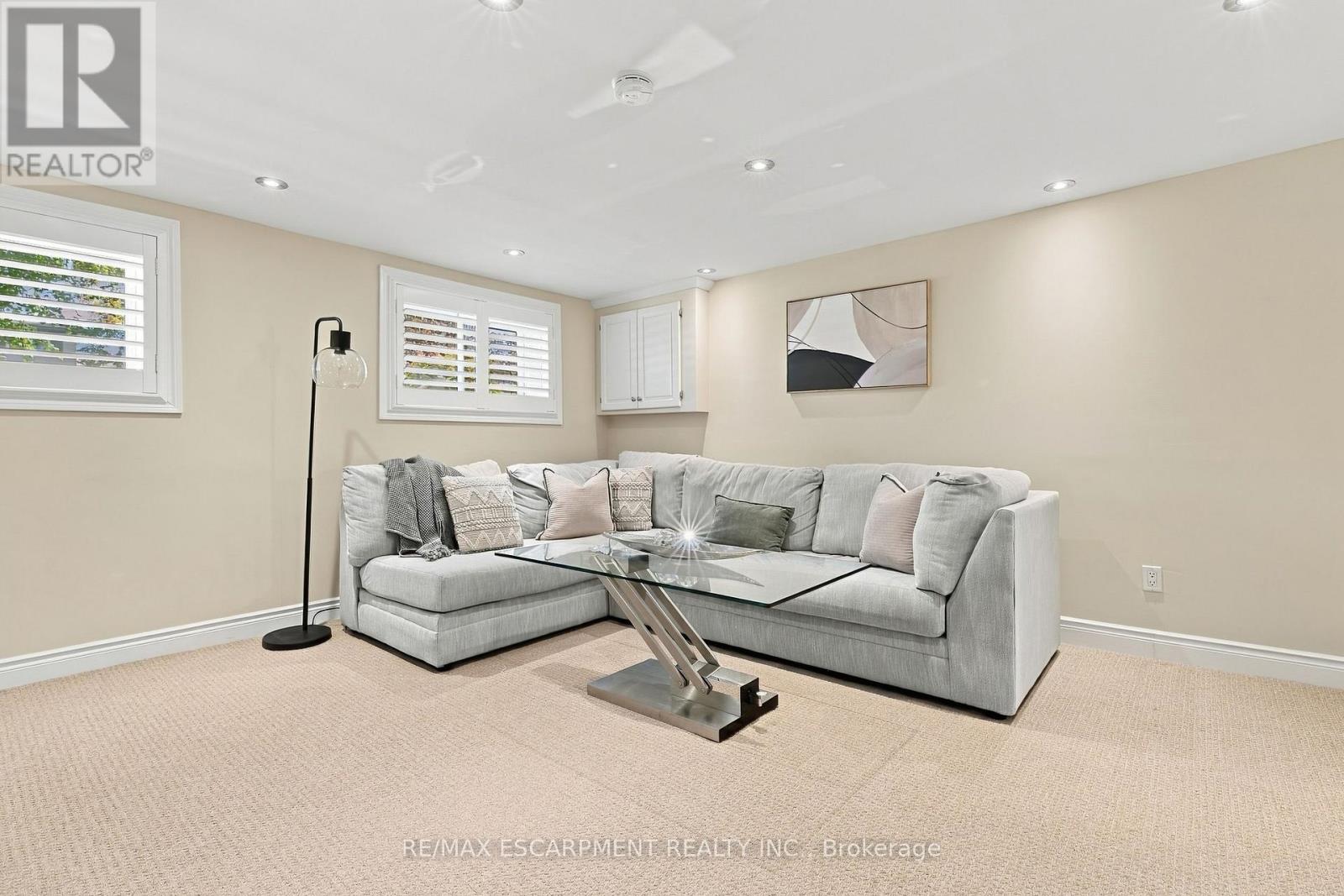 2231 URWIN CRESCENT - 21