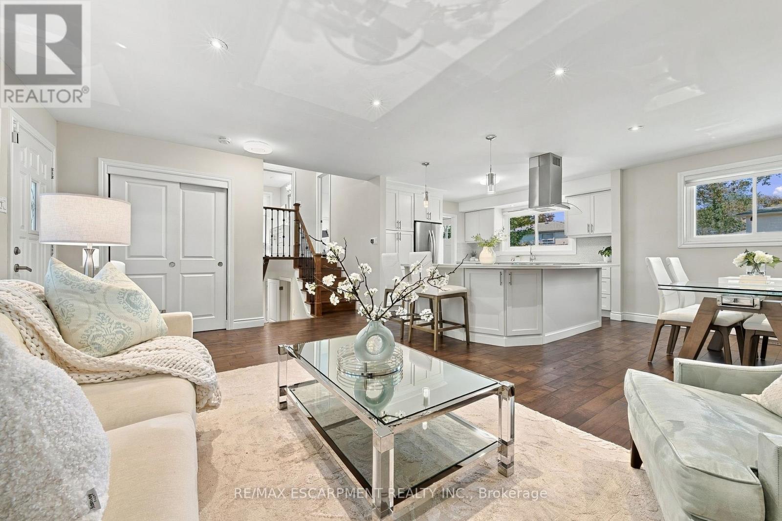 2231 Urwin Crescent, Oakville, ON photo 50