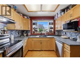 Bedroom - 211 Fort Avenue, Kamloops, BC V2B1H4 Photo 8