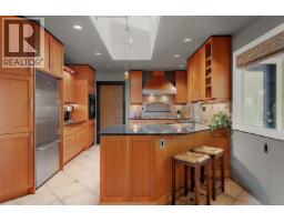 Bedroom - 1680 Ash Rd, Saanich, BC V5C4B3 Photo 13