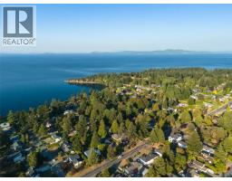 1680 Ash Rd, Saanich, BC V5C4B3 Photo 50