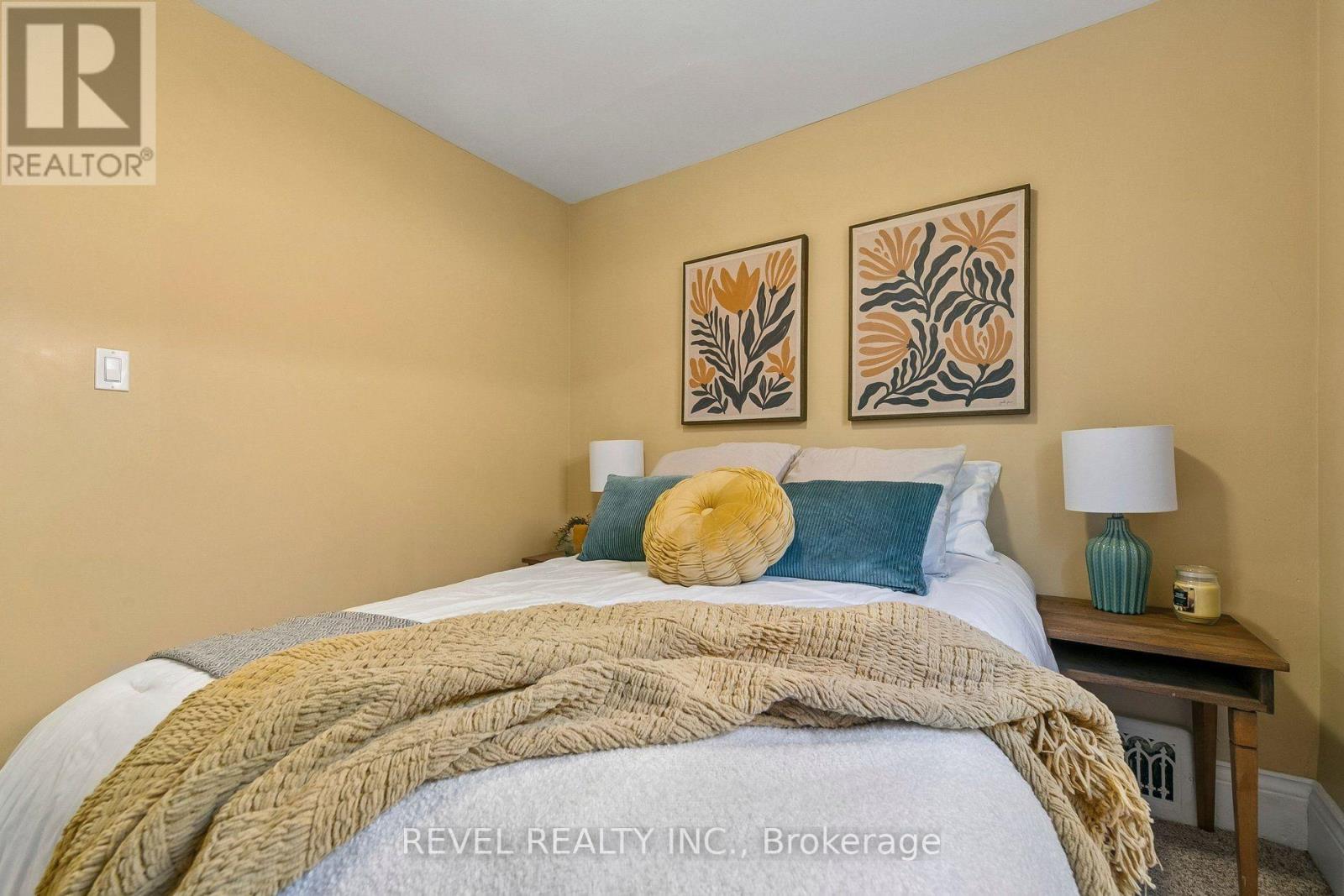 36 Holton Avenue North, Hamilton, ON photo 28