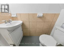 36 Holton Avenue N, Hamilton, ON L8L6H4 Photo 41