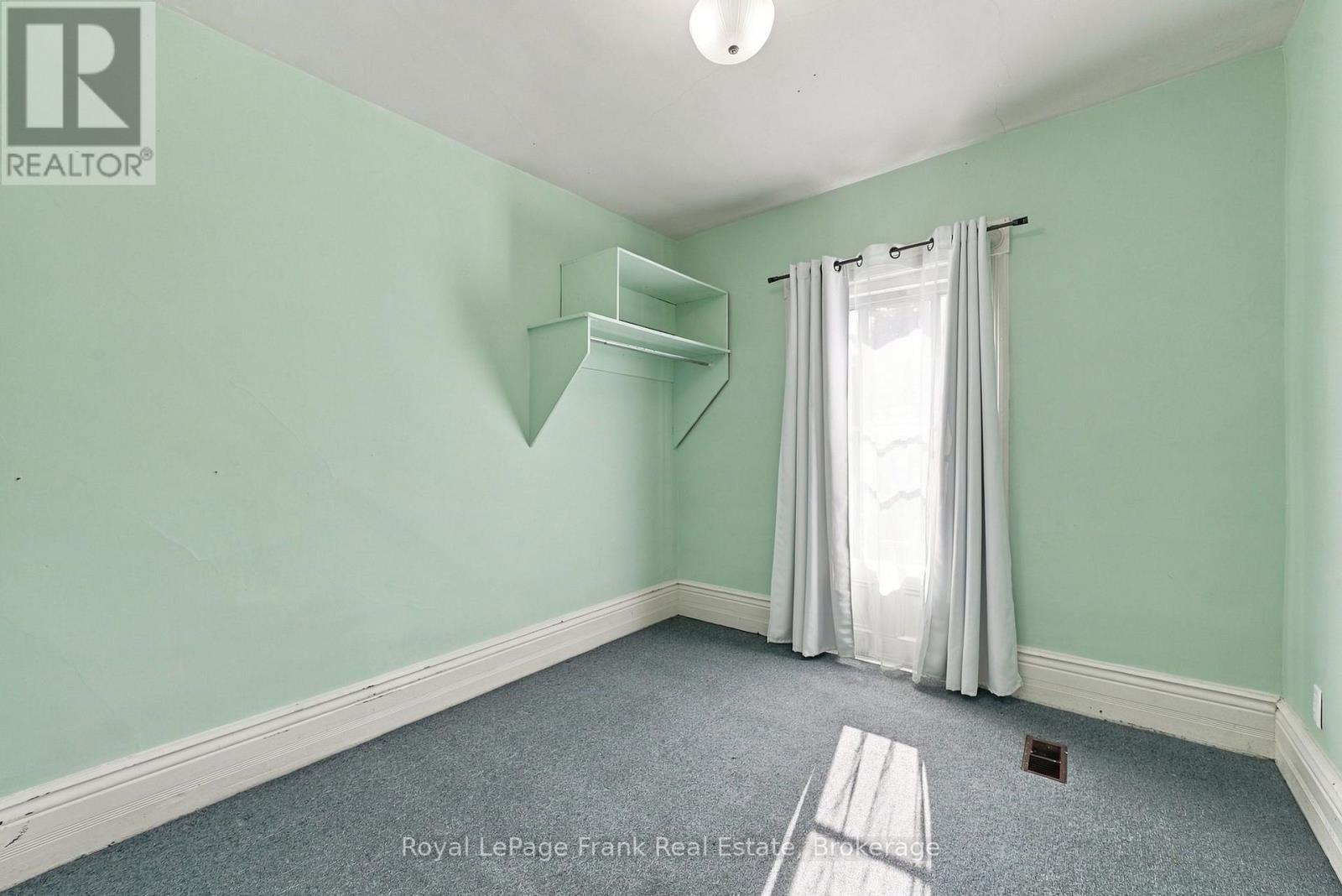 492 HOPKINS AVENUE - Image 27