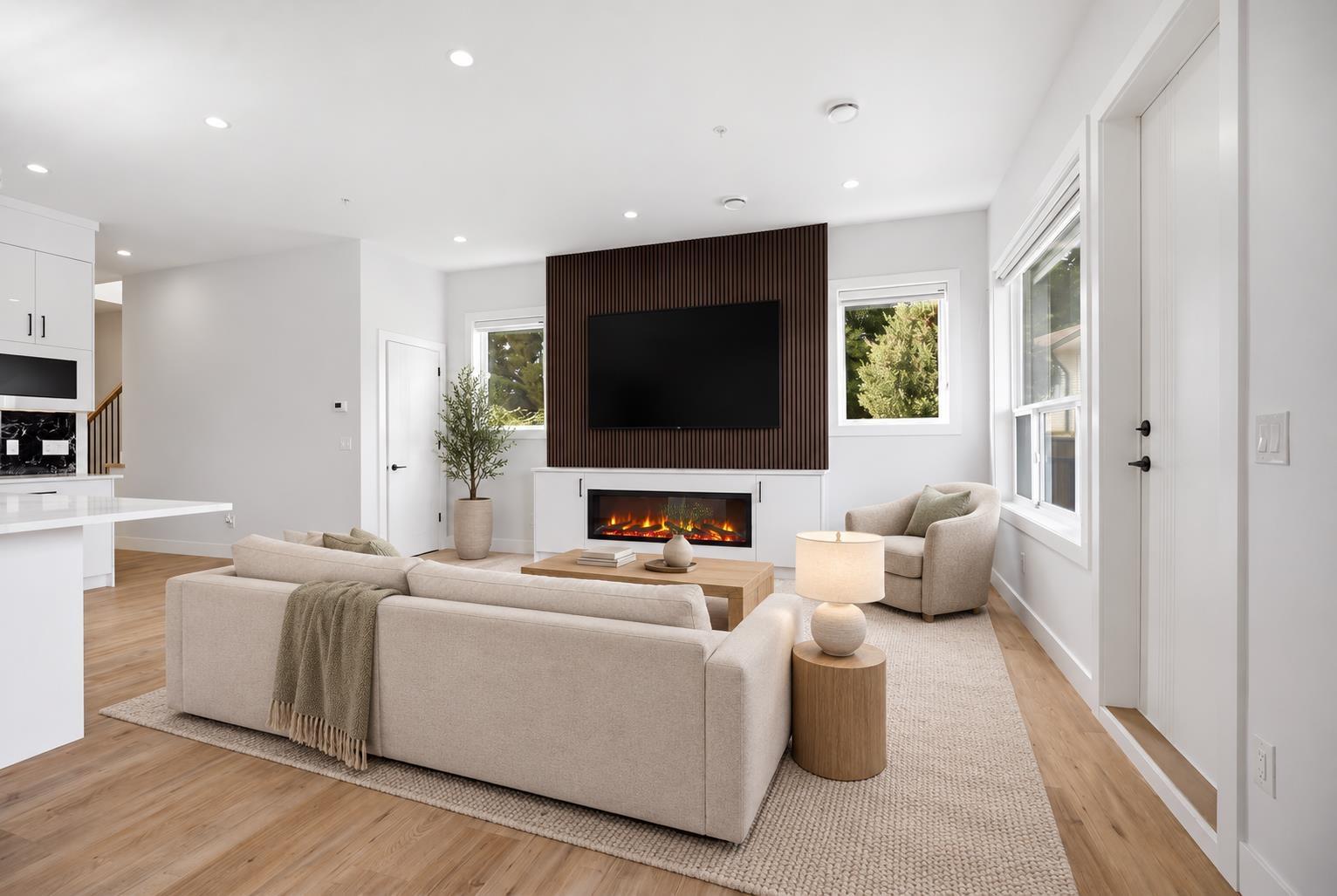 32611 CHERRY AVENUE, Mission