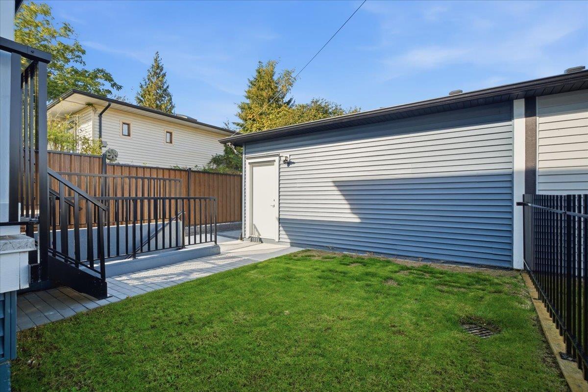32611 CHERRY AVENUE, Mission