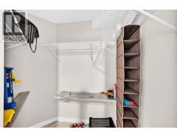 139 Hawkville Close NW - photo 37