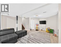 139 Hawkville Close NW - photo 33
