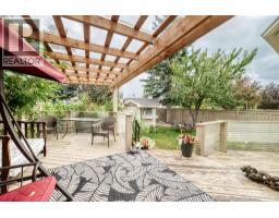 139 Hawkville Close NW - photo 10