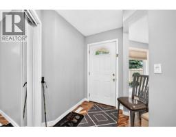 139 Hawkville Close NW - photo 3