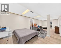 139 Hawkville Close NW - photo 35