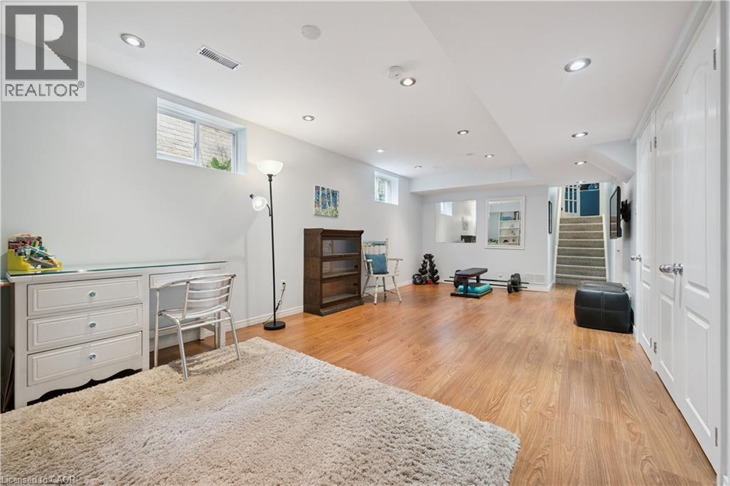 258 DEARBORN Boulevard - 29