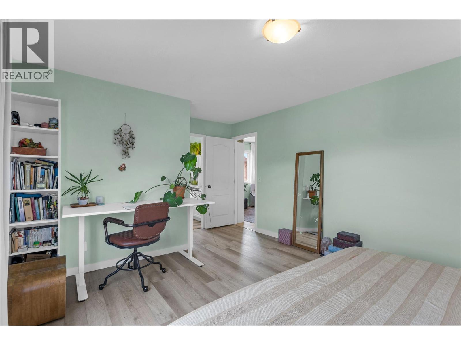705 Stoltz Court - 21
