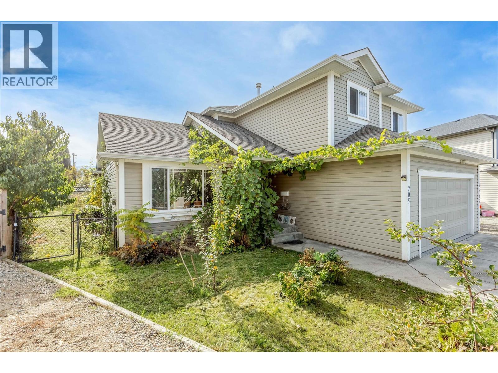 705 Stoltz Court, Kelowna