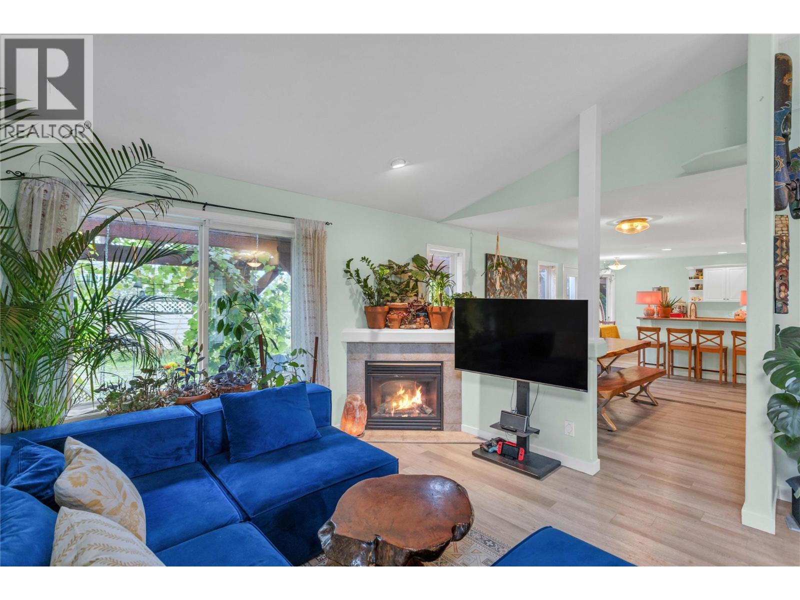 705 Stoltz Court, Kelowna