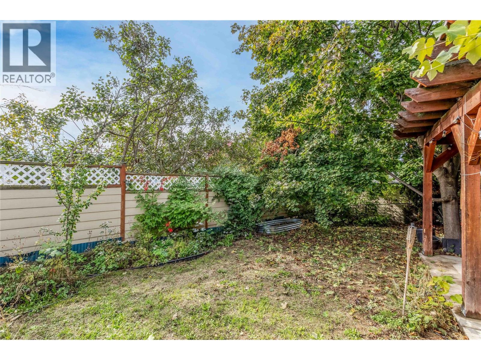705 Stoltz Court, Kelowna