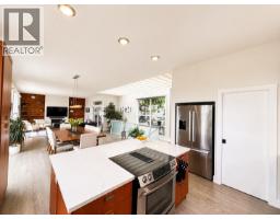 Living room - 1922 Glen Gary Drive, Kamloops, BC V2E1R4 Photo 10