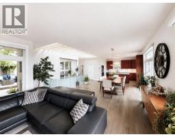 1922 Glen Gary Drive, Kamloops, BC V2E1R4 Photo 13