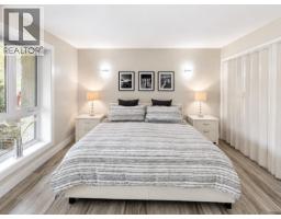 1922 Glen Gary Drive, Kamloops, BC V2E1R4 Photo 16