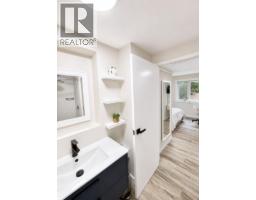 1922 Glen Gary Drive, Kamloops, BC V2E1R4 Photo 26