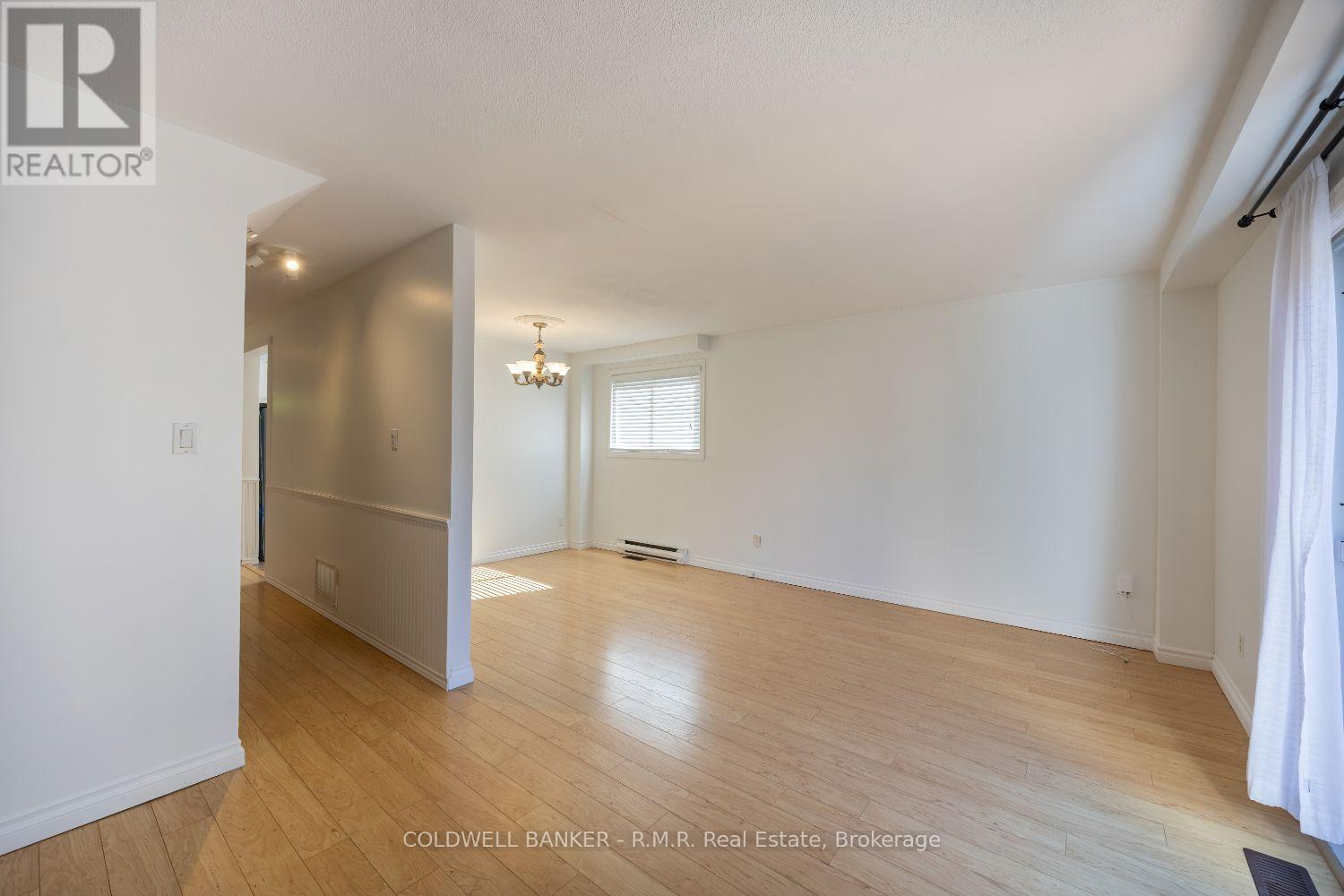 385 Trailridge Crescent, Oshawa, ON photo 11