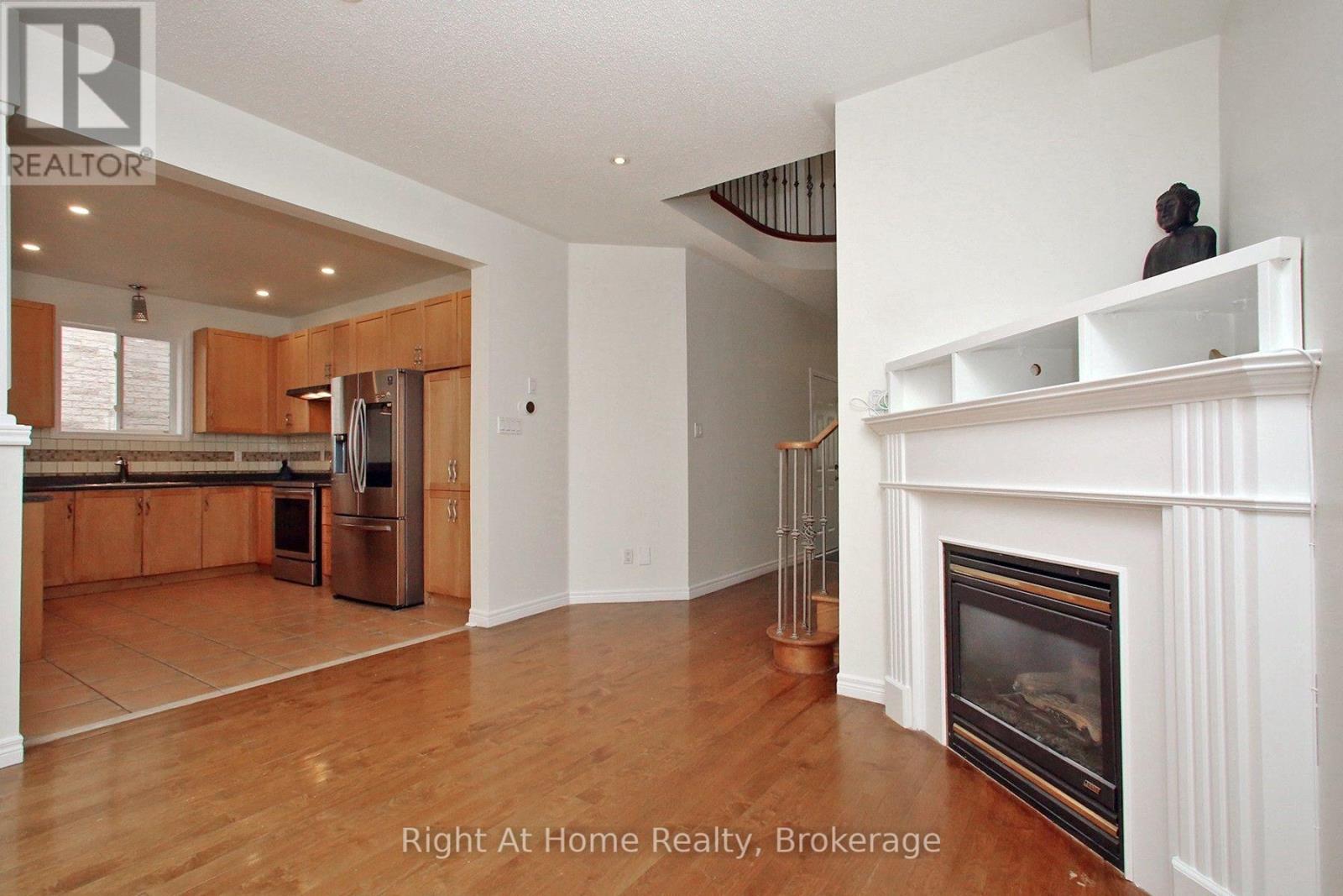 UPPER - 181 FAIRLANE CRESCENT, Vaughan (Vellore Village) — photo 12