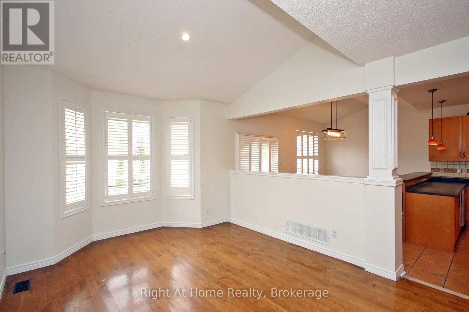UPPER - 181 FAIRLANE CRESCENT, Vaughan (Vellore Village) — photo 8