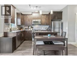 652 Skyview Ranch Grove NE - photo 3