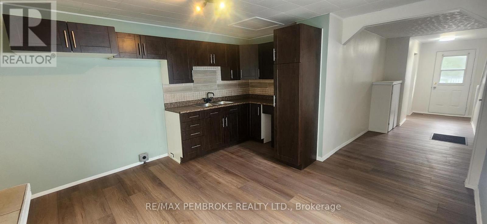 478 RAMSEY STREET - 2