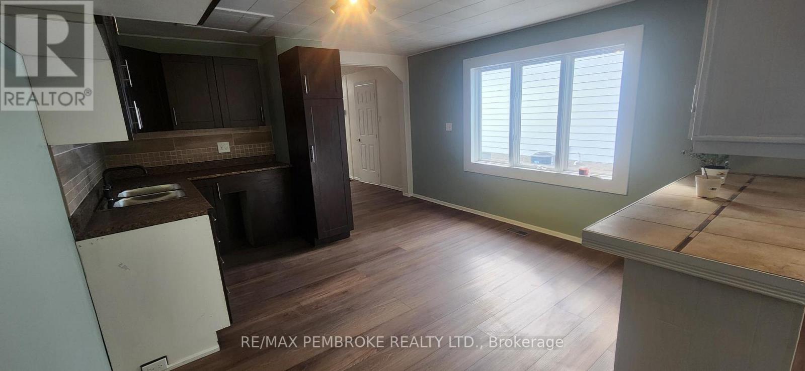 478 RAMSEY STREET, Pembroke Ontario
