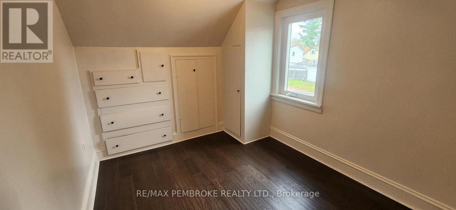 478 RAMSEY STREET - 7